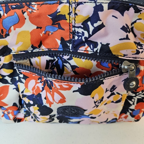 Kipling Wes Floral Crossbody Bag In Splashy Posies - Picture 5 of 15